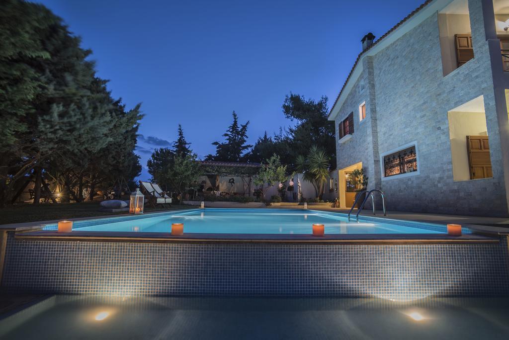 Villa Corina Near The Airport Kouvarás Екстериор снимка