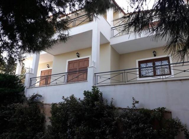 Villa Corina Near The Airport Kouvarás Екстериор снимка